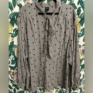 Torrid Disney Mickey Mouse pinstripe blouse women’s size 6X